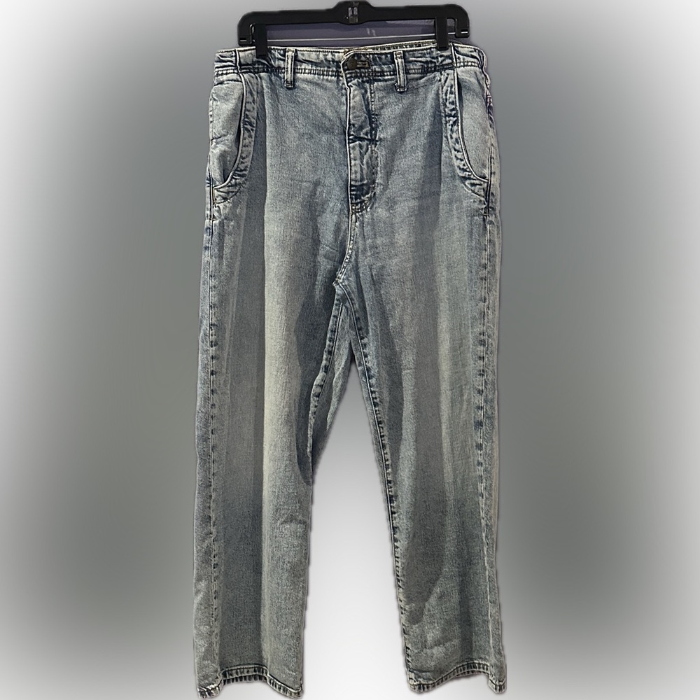 Pilcro Light Blue Washed Jeans, Size 30